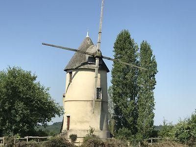 Vila Moulin A Vent Le Champ Du Trail Saint-Cyr-des-Gats Exteriér fotografie